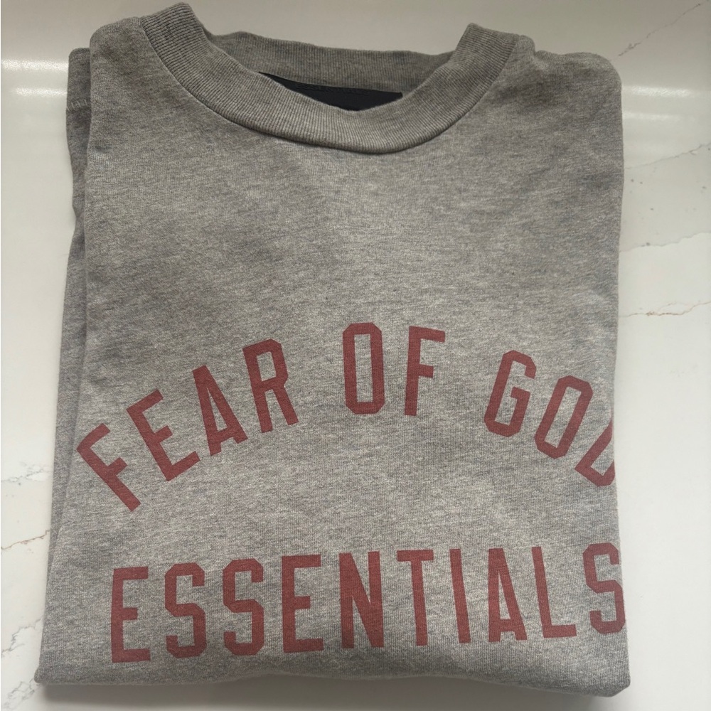 Boys Fear of God Essentials Heather Gray Crewneck Cotton Tshirt. Size 10
$30